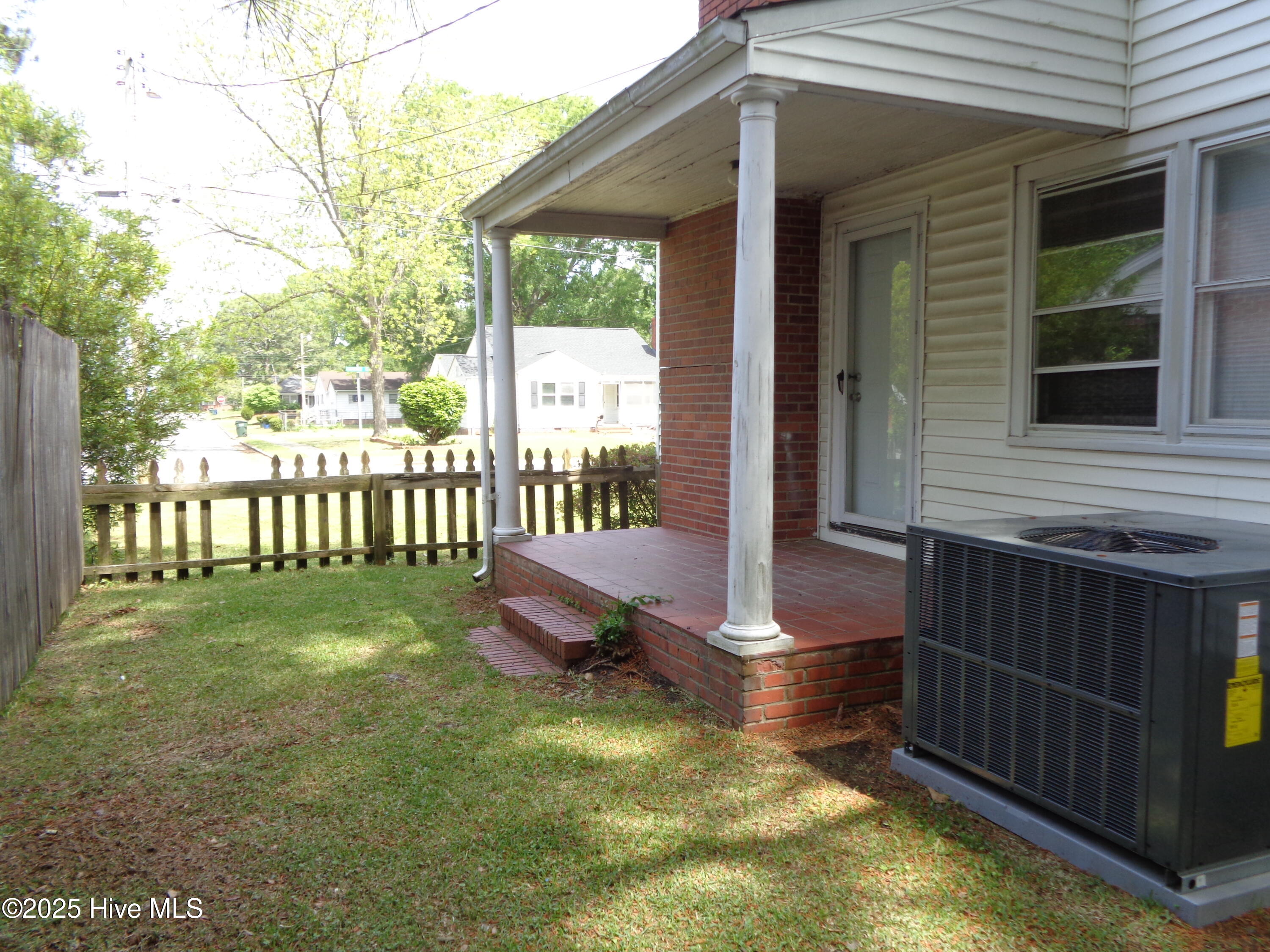 714 Cameron Drive Kinston, NC 28501 - Photo 13 of 15 Side Porch