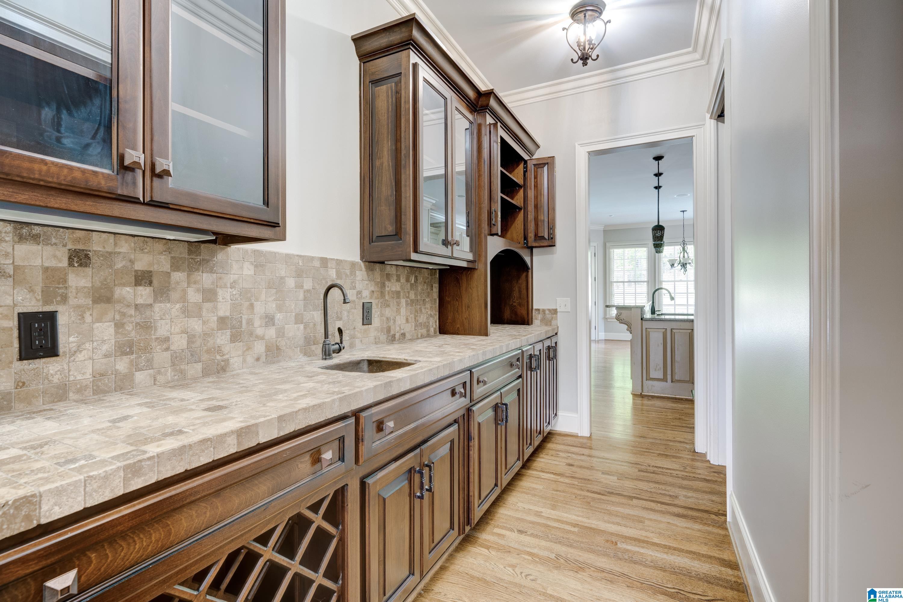 2025 Springhill Court Birmingham, AL 35242 - Photo 7 of 62