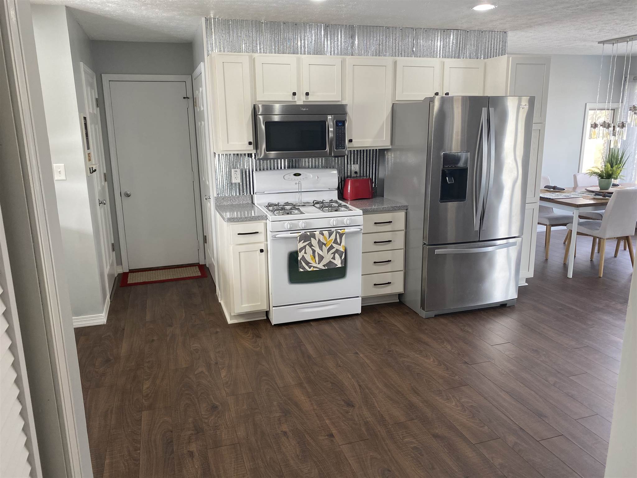 1375 South Zimmer Road Warsaw, IN 46580 - Photo 3 of 27 Gallery Image 3