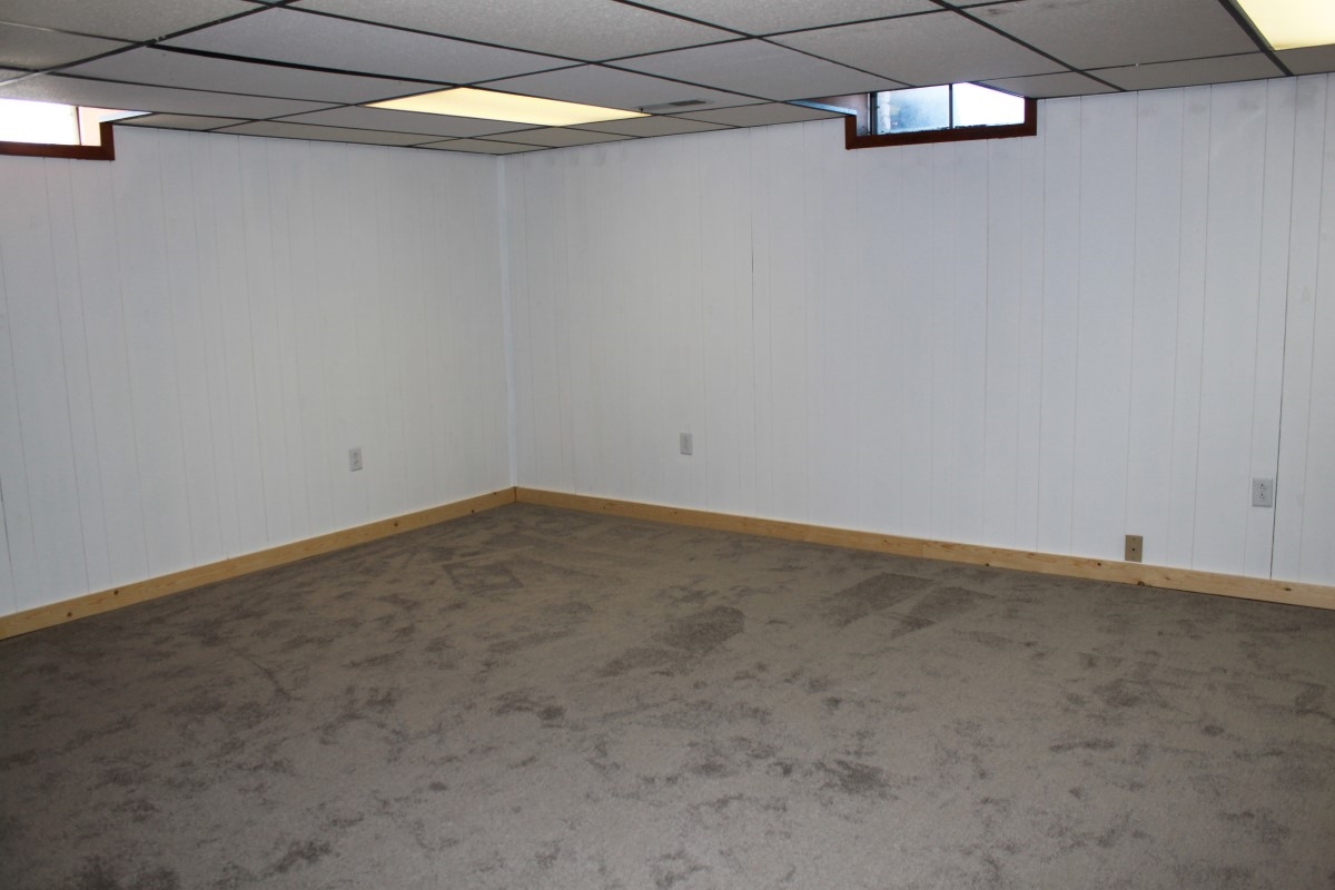 1375 South Zimmer Road Warsaw, IN 46580 - Photo 22 of 27 Gallery Image 22