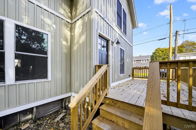 $2,500 | 127 West Warrington Road, Syracuse, NY 13205