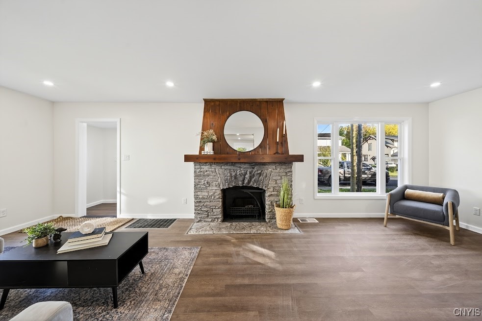 127 West Warrington Road Syracuse, NY 13205 - Photo 3 of 26