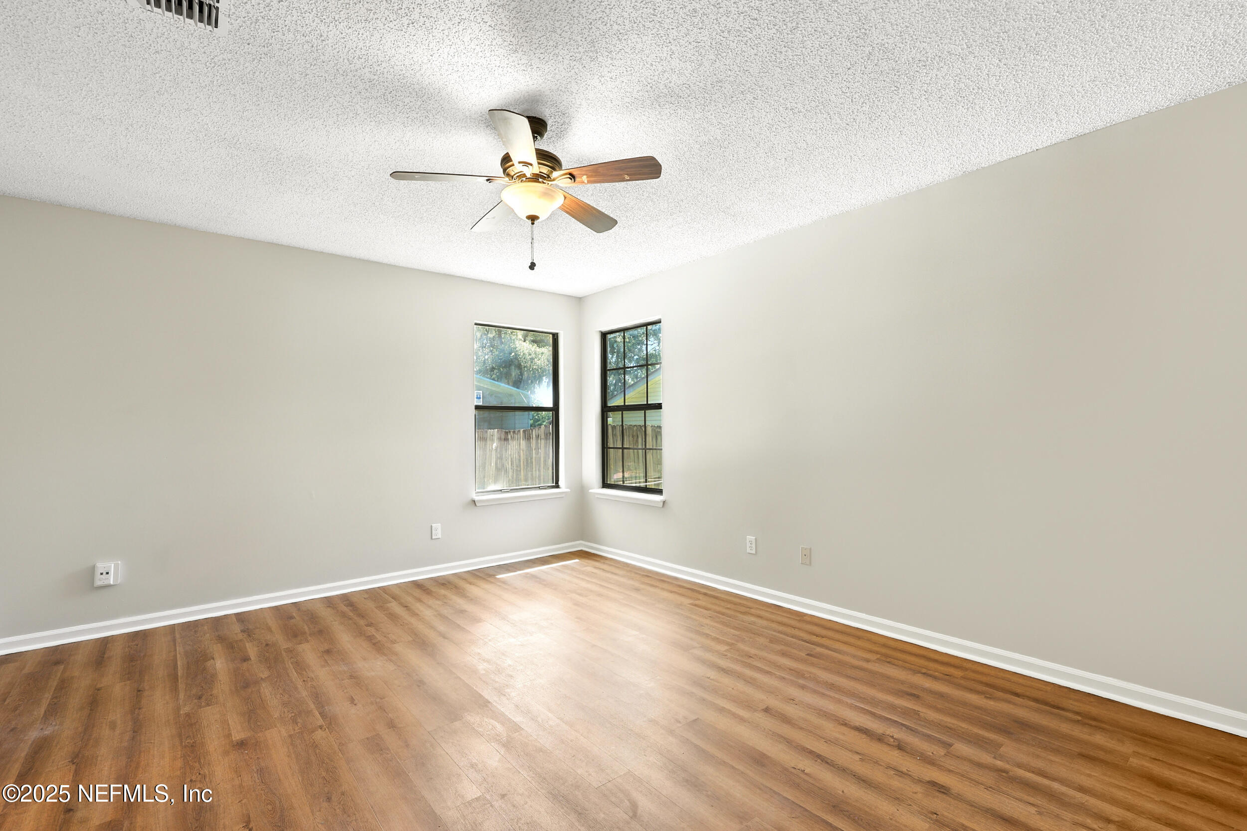 10404 Rothbury Drive South Jacksonville, FL 32221 - Photo 16 of 50 17_the real estateographers_015