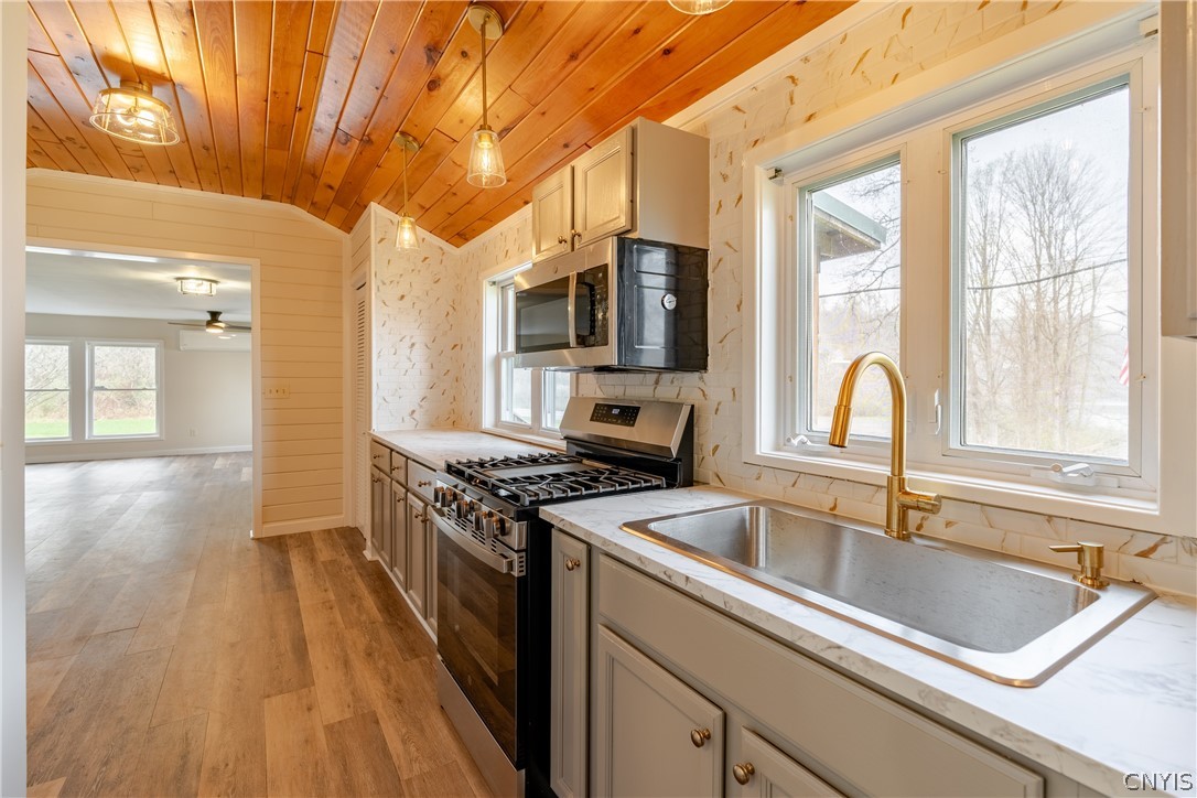 6082 Reservoir Road Lebanon, NY 13346 - Photo 22 of 40