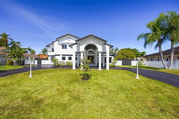 $2,199,517 | 3352 Southwest 110th Avenue, Miami, FL 33165