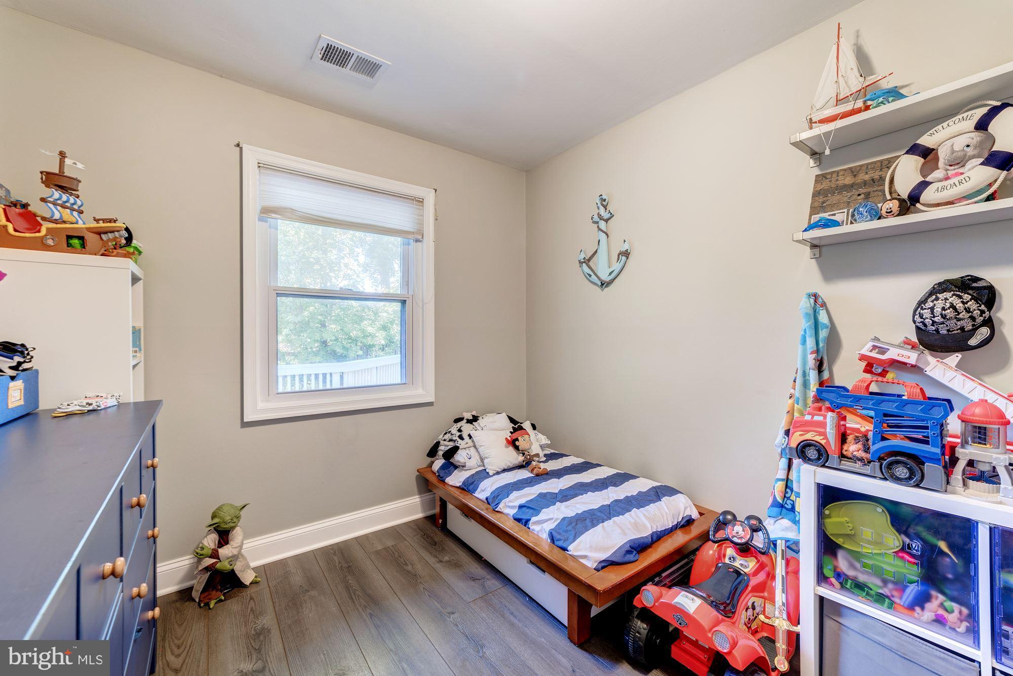 7429 Axton Street Springfield, VA 22151 - Photo 23 of 35