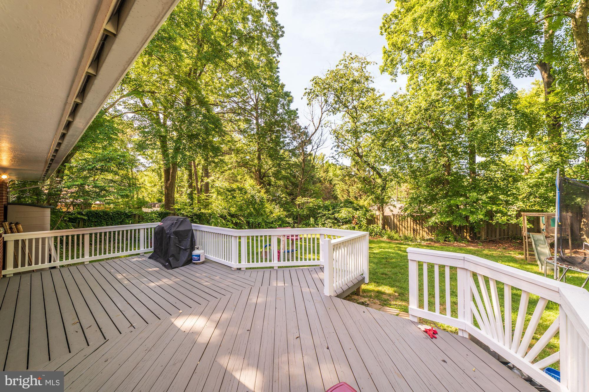 7429 Axton Street Springfield, VA 22151 - Photo 28 of 35