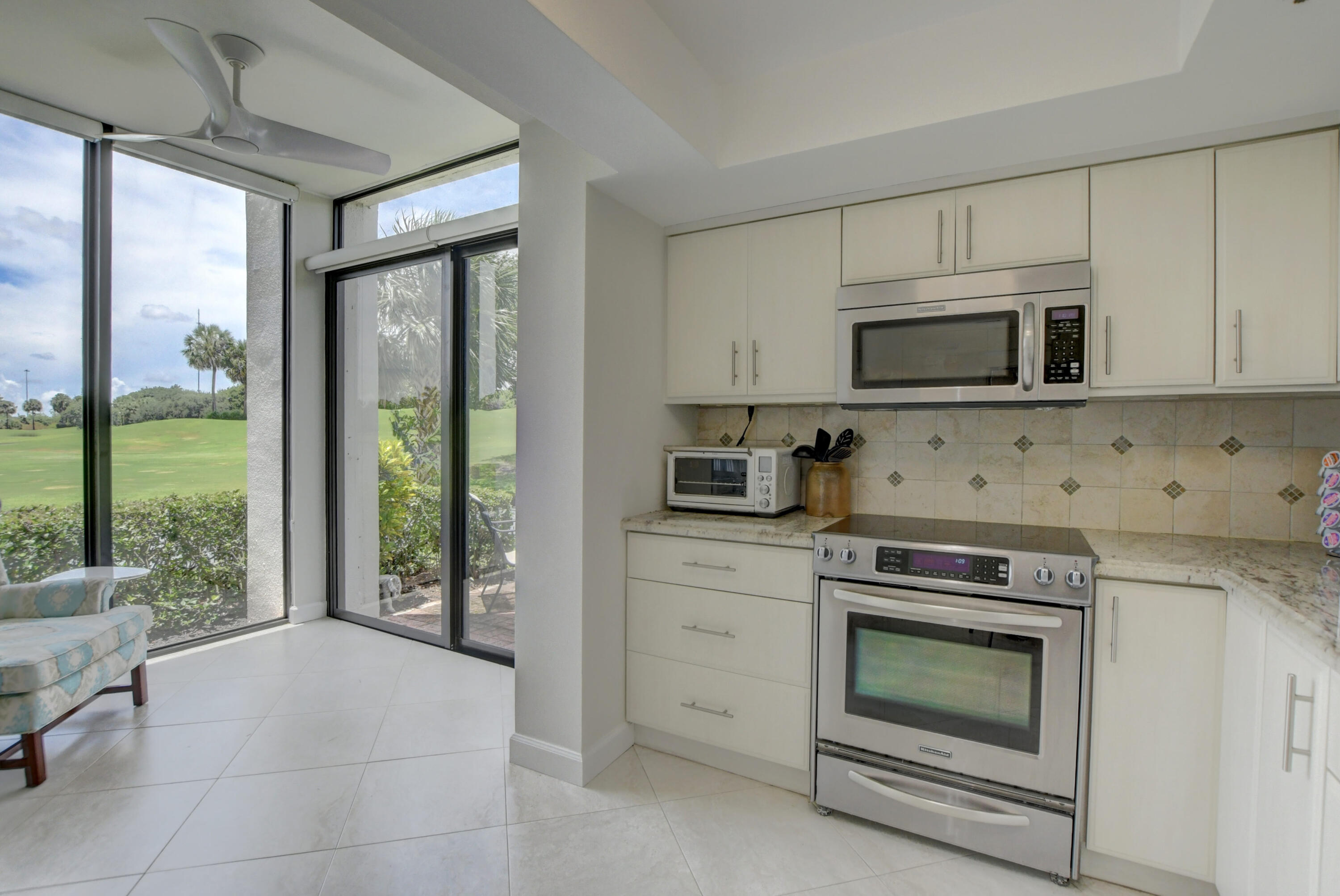 7802 Lakeside Boulevard, Unit 715 Boca Raton, FL 33434 - Photo 13 of 38 10_ebf_1496_497_498_499_500