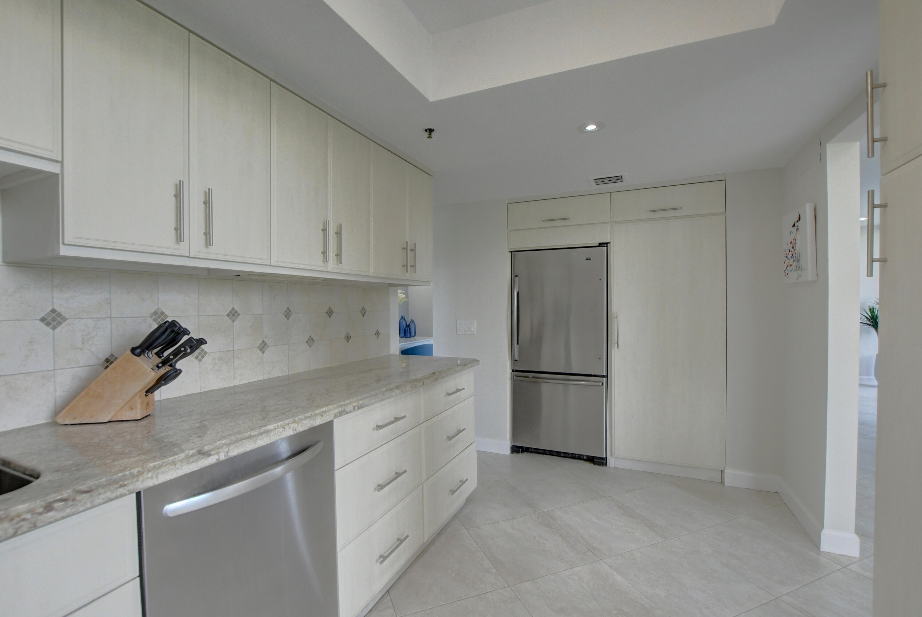 7802 Lakeside Boulevard, Unit 715 Boca Raton, FL 33434 - Photo 14 of 38 11_ebf_1501_2_3_4_5