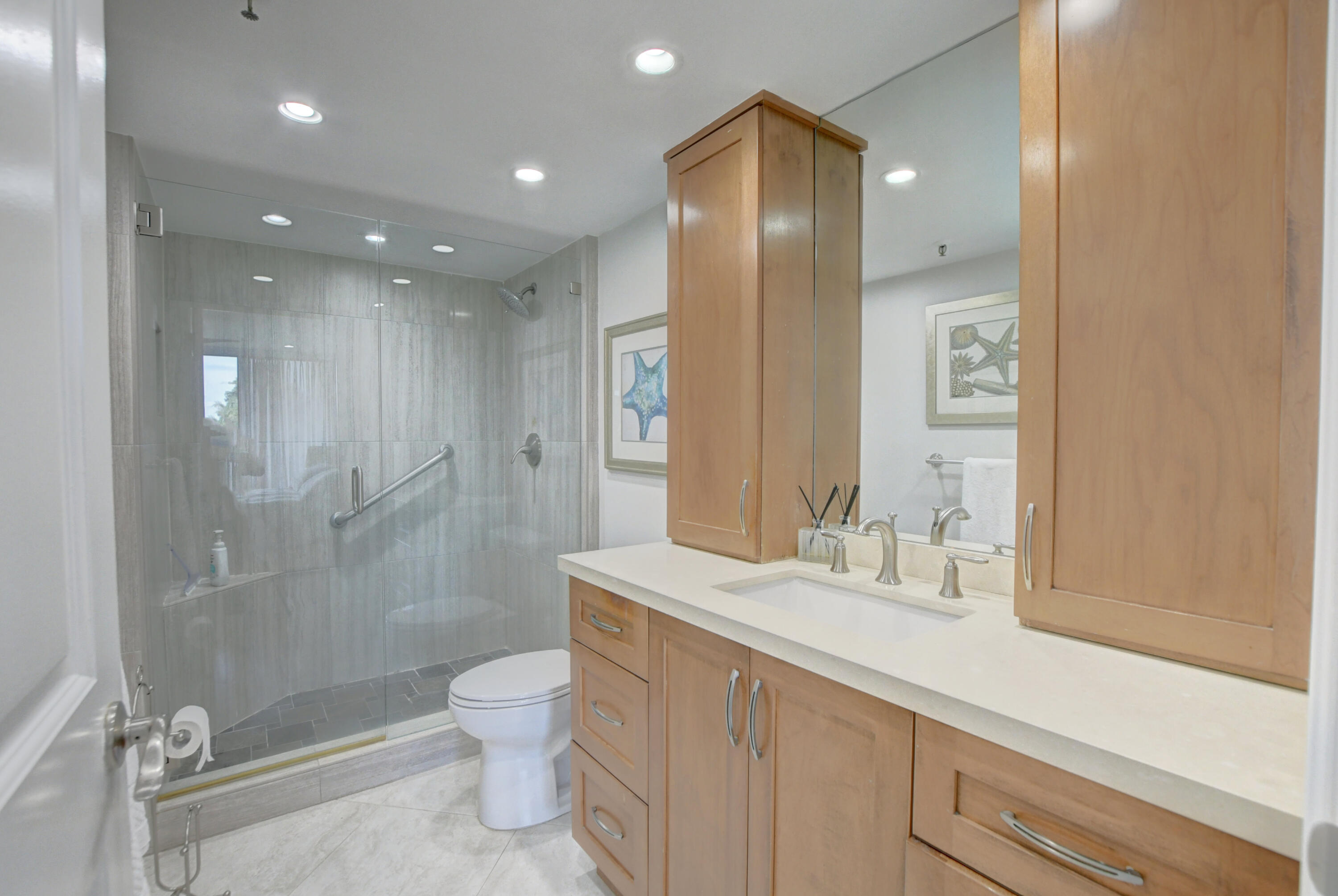 7802 Lakeside Boulevard, Unit 715 Boca Raton, FL 33434 - Photo 8 of 38 21_ebf_1596_597_598_599_600