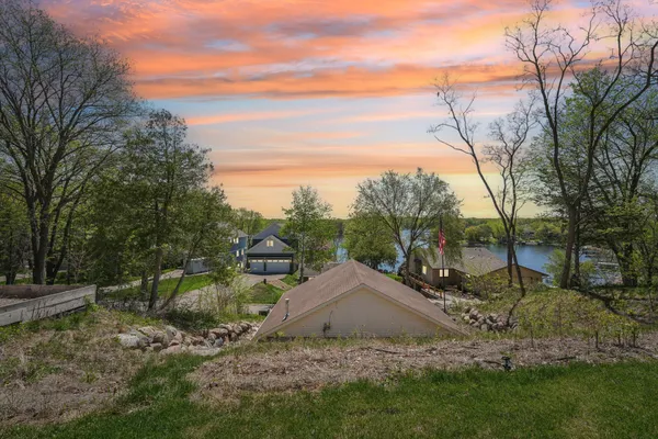 $895,000 | 16139 Northwood Road Northwest, Prior Lake, MN 55372