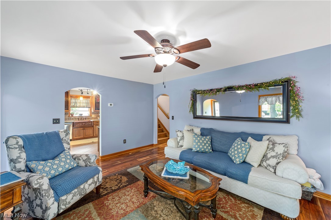22791 Mastick Road Cleveland, OH 44126 - Photo 5 of 35 Family Room