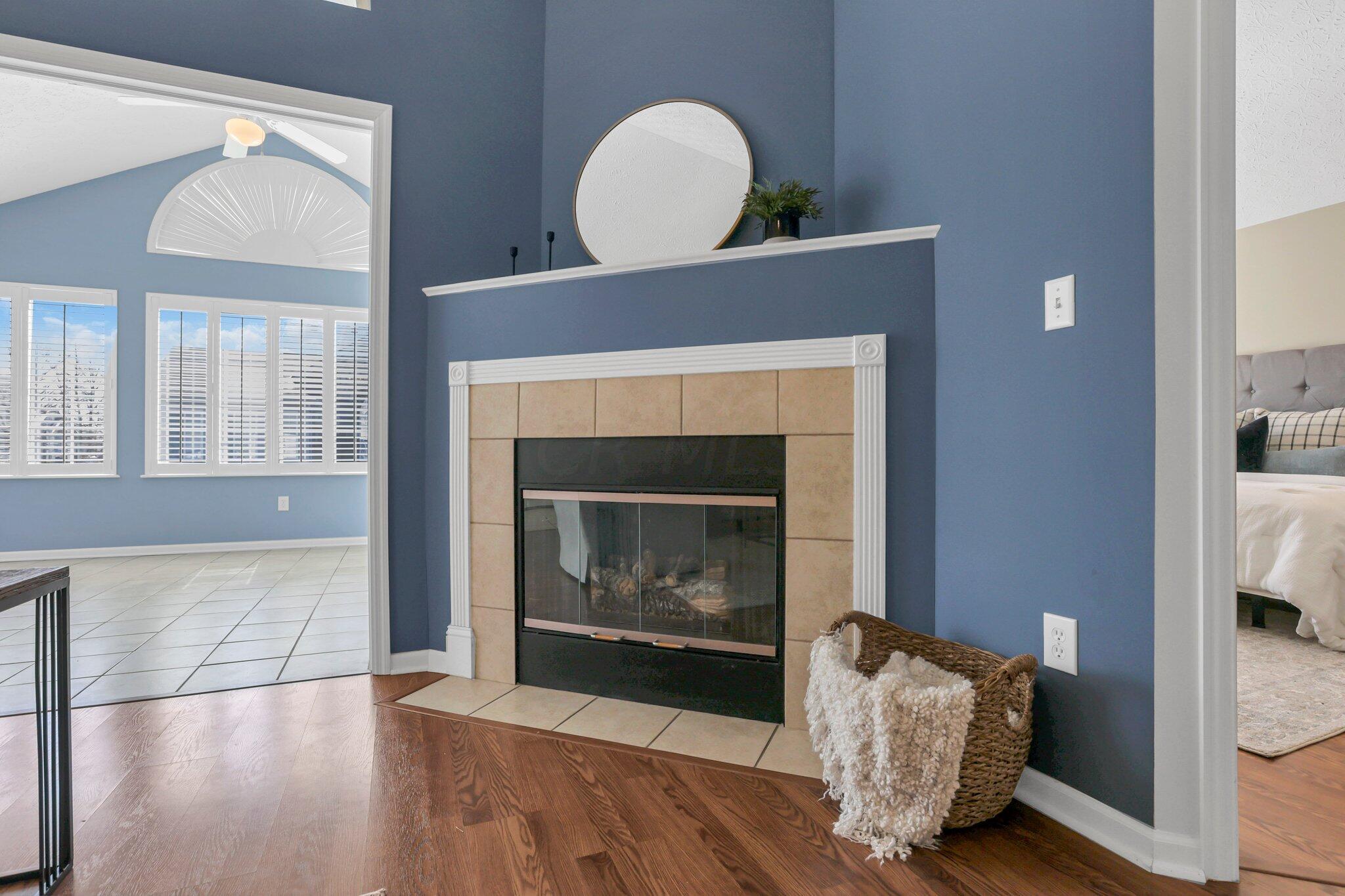 4223 Cobbler Road, Unit 16422 New Albany, OH 43054 - Photo 8 of 36 Gas Fireplace