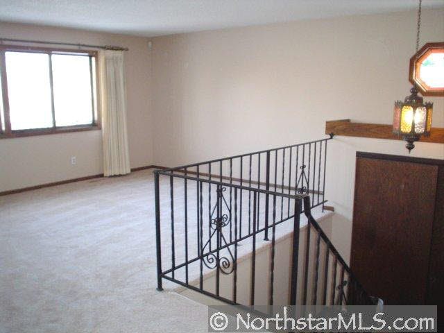 885 Nancy Circle Shoreview, MN 55126 - Photo 3 of 8 Gallery Image 3