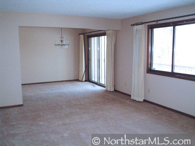 885 Nancy Circle Shoreview, MN 55126 - Photo 4 of 8 Gallery Image 4