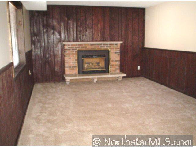 885 Nancy Circle Shoreview, MN 55126 - Photo 6 of 8 Gallery Image 6