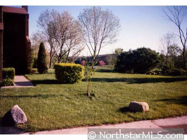 885 Nancy Circle Shoreview, MN 55126 - Photo 8 of 8 Gallery Image 8