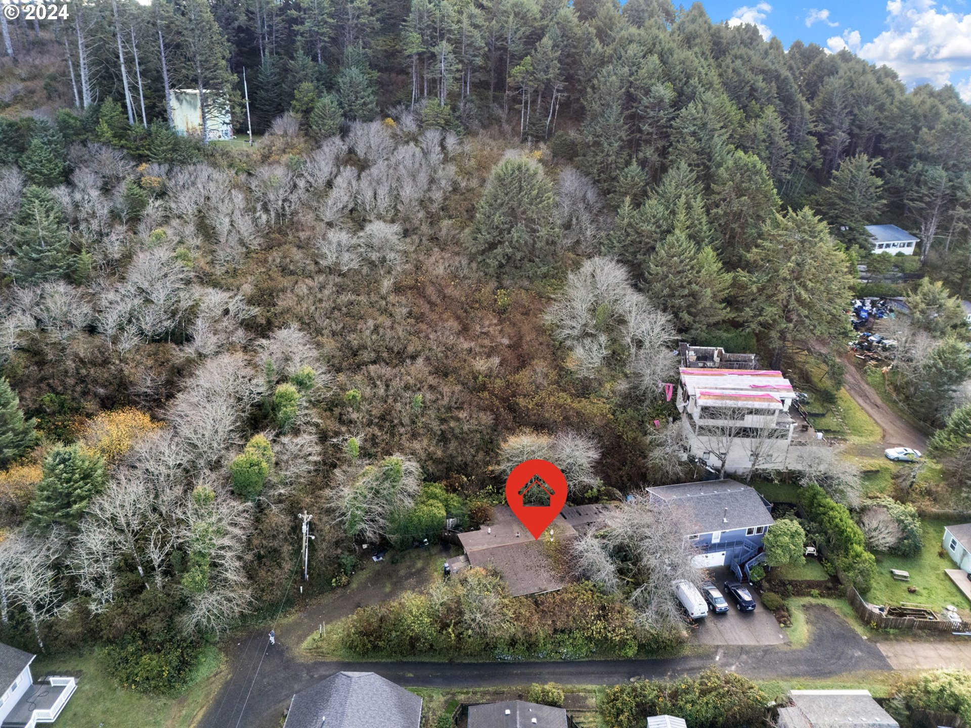5433 Northwest Rhododendron Street Newport, OR 97365 - Photo 13 of 39 Gallery Image 13