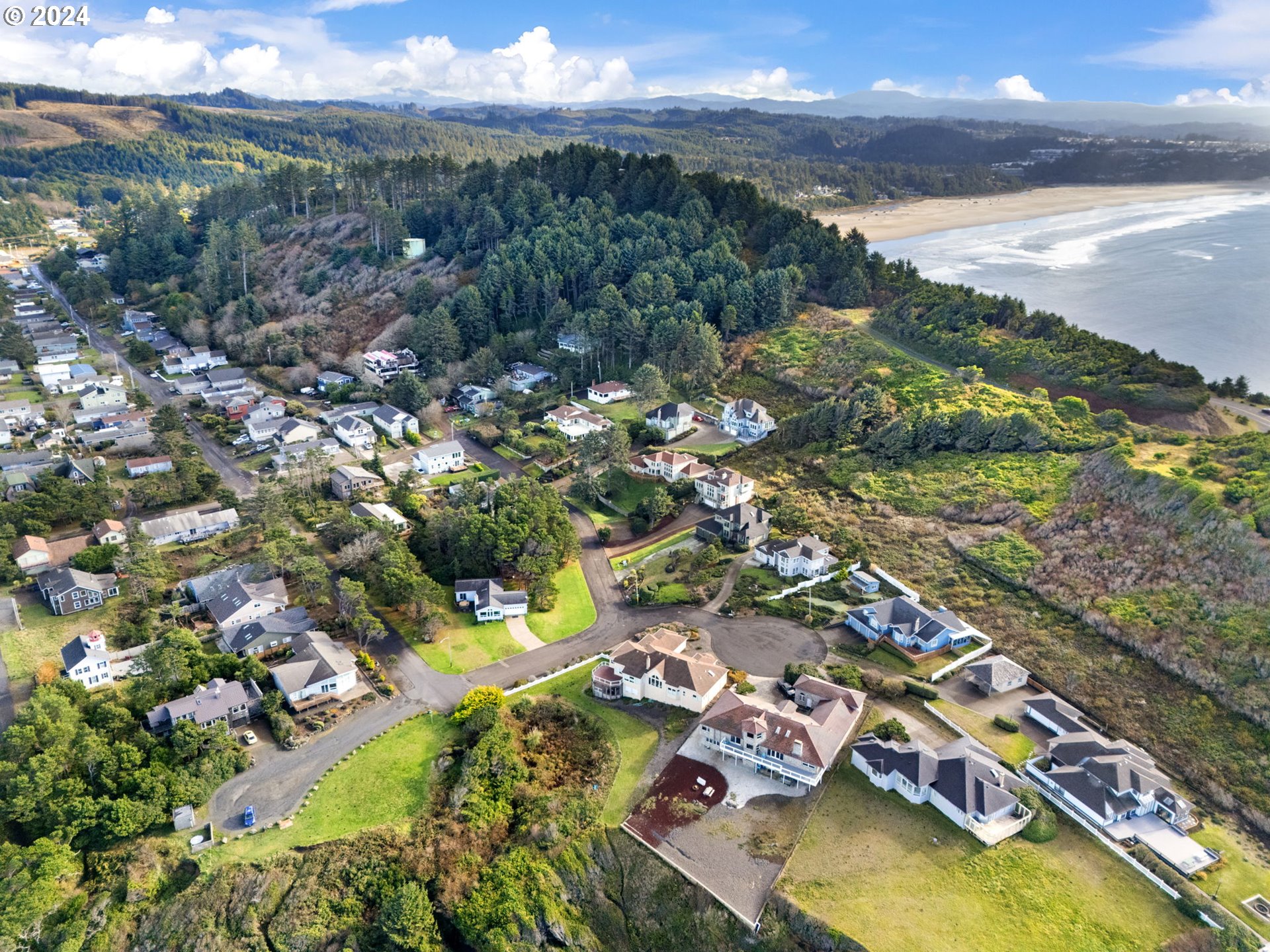5433 Northwest Rhododendron Street Newport, OR 97365 - Photo 23 of 39 Gallery Image 23