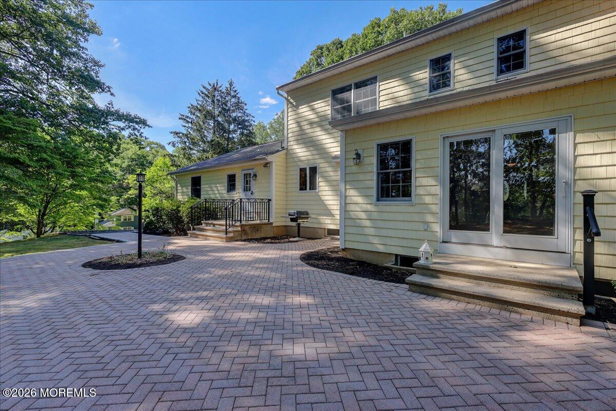 6 Rimwood Drive Lincroft, NJ 07738 - Photo 9 of 58 56-Patio