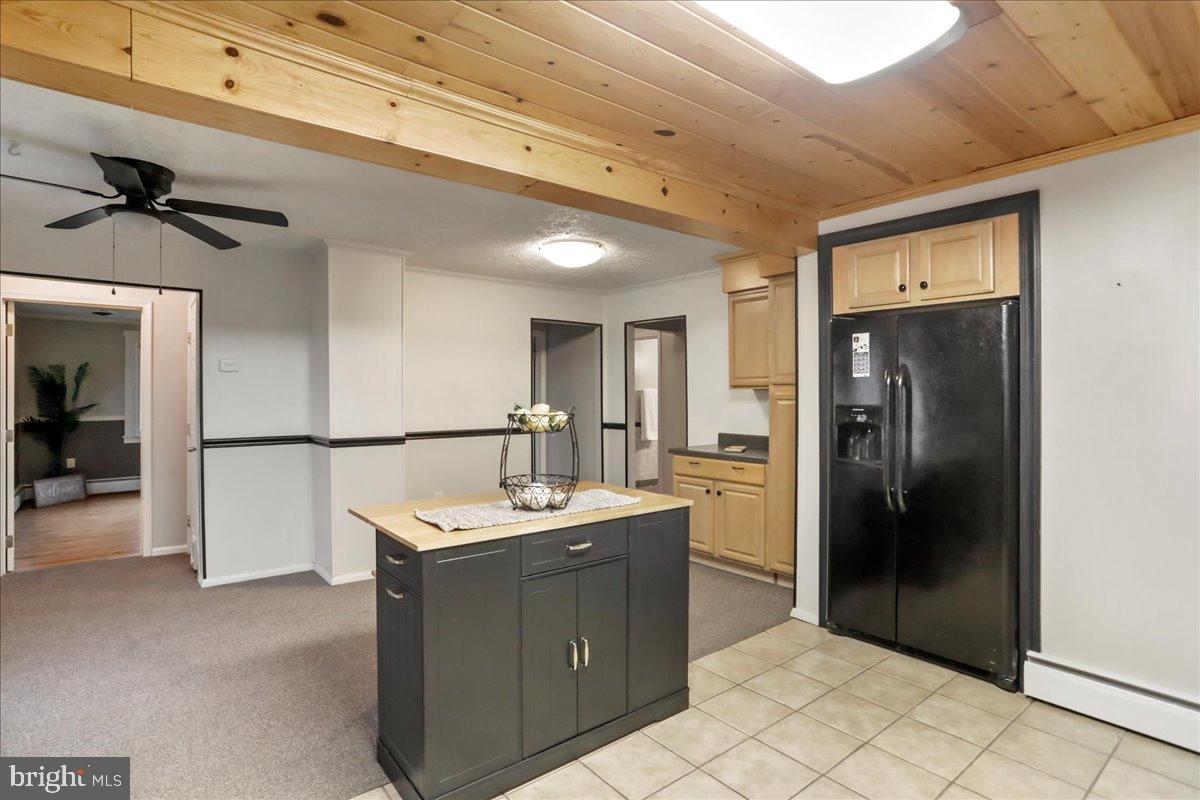 13815 Brant Road Southwest Cresaptown, MD 21502 - Photo 11 of 40 a room with a table and chairs