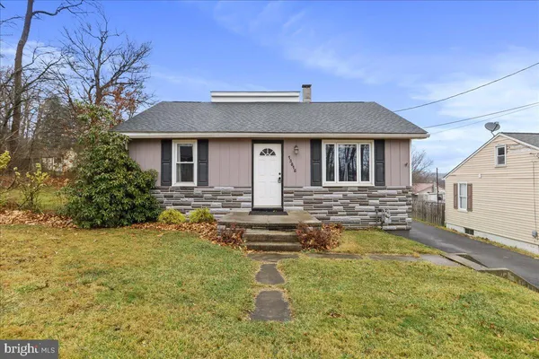 $227,000 | 13815 Brant Road Southwest, Cresaptown, MD 21502