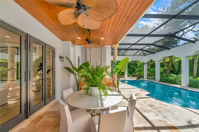 $4,900,000 | 906 Seagrape Lane, Vero Beach, FL 32963