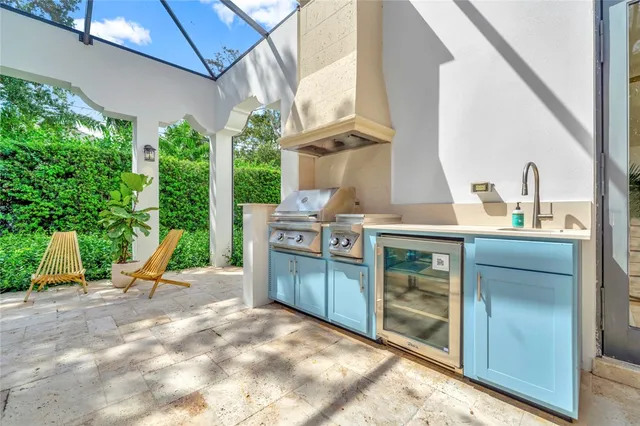 $4,900,000 | 906 Seagrape Lane, Vero Beach, FL 32963