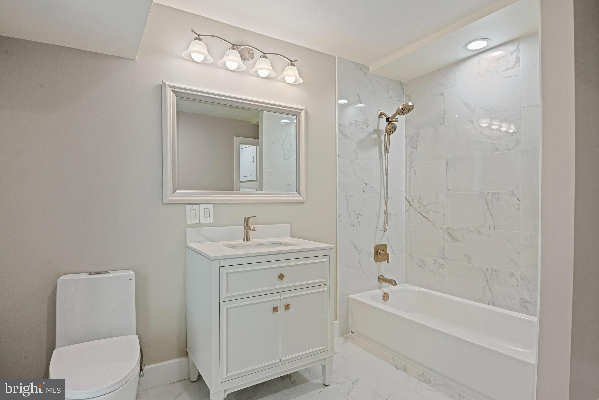 10900 Hunter Station Road Vienna, VA 22181 - Photo 57 of 63