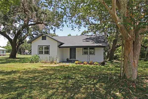 $274,900 | 4925 Magnolia Avenue, Mulberry, FL 33860