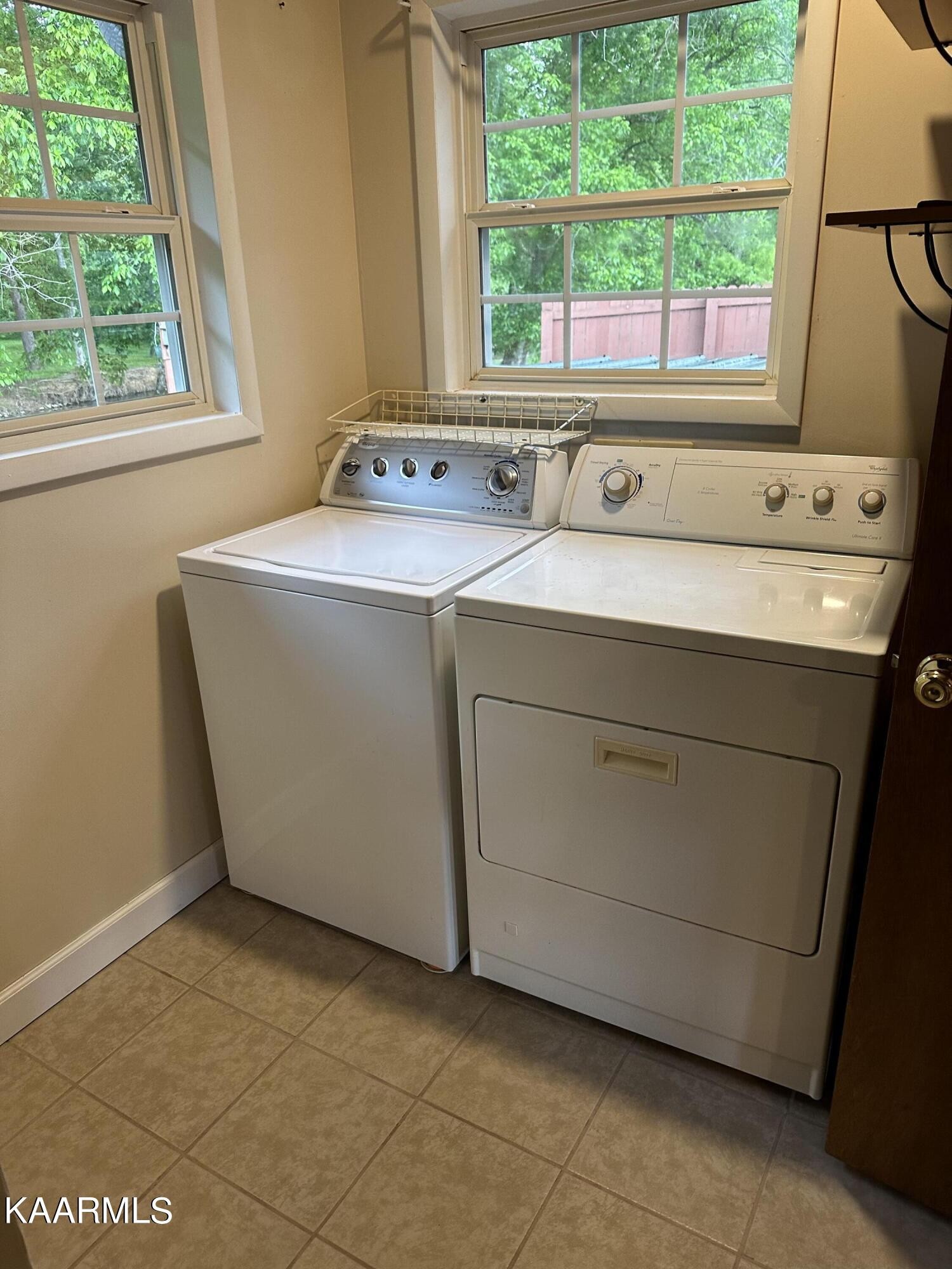 1267 Laurel Bluff Road Kingston, TN 37763 - Photo 17 of 33 Gallery Image 17