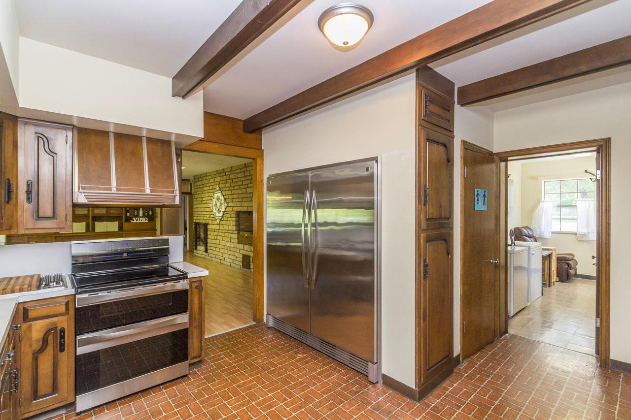 1169 Haddon Road Columbus, OH 43209 - Photo 14 of 30