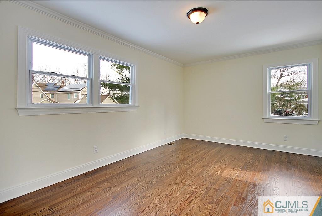 554 Ashland Road Middlesex, NJ 08846 - Photo 11 of 25 Gallery Image 11