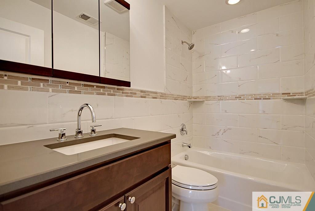 554 Ashland Road Middlesex, NJ 08846 - Photo 13 of 25 Gallery Image 13