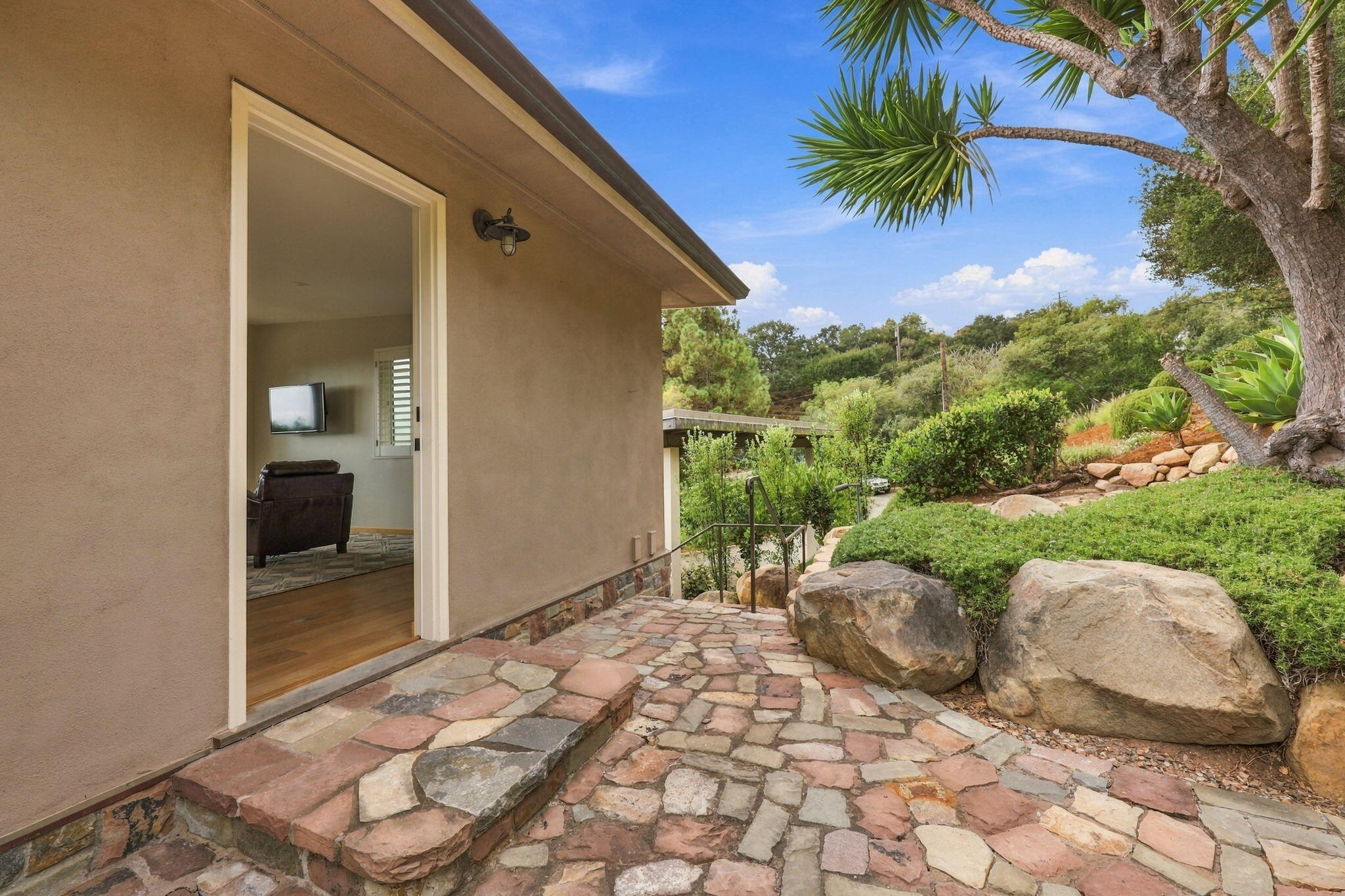 2870 Torito Road Santa Barbara, CA 93108 - Photo 7 of 36 Front Entrance