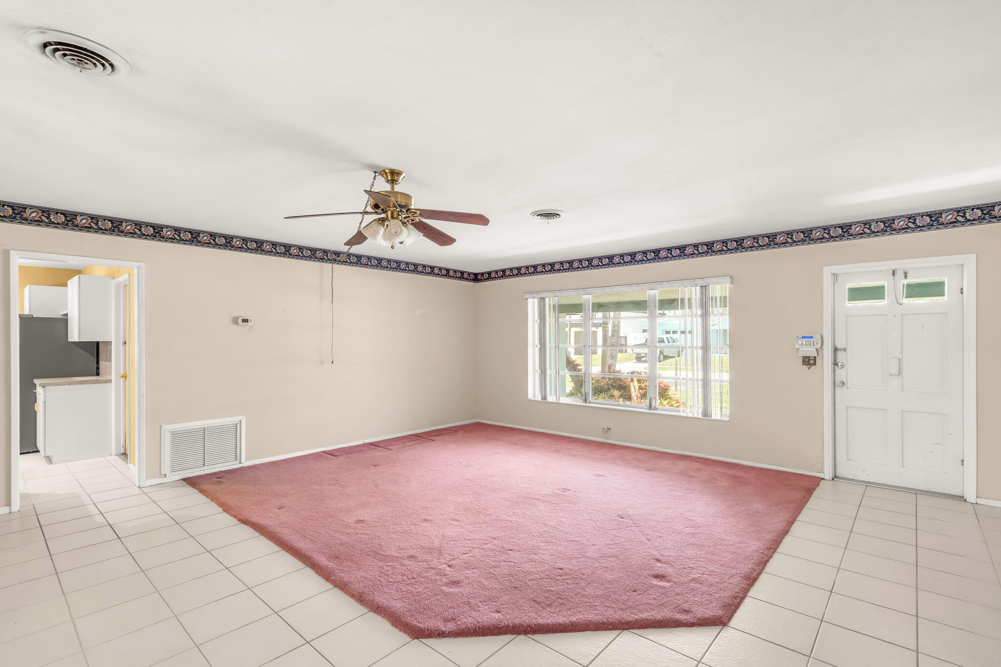 2610 Northeast 50th Street Lighthouse Point, FL 33064 - Photo 7 of 43 48-web-or-mls-LIGHTHOUSE REVISED-6