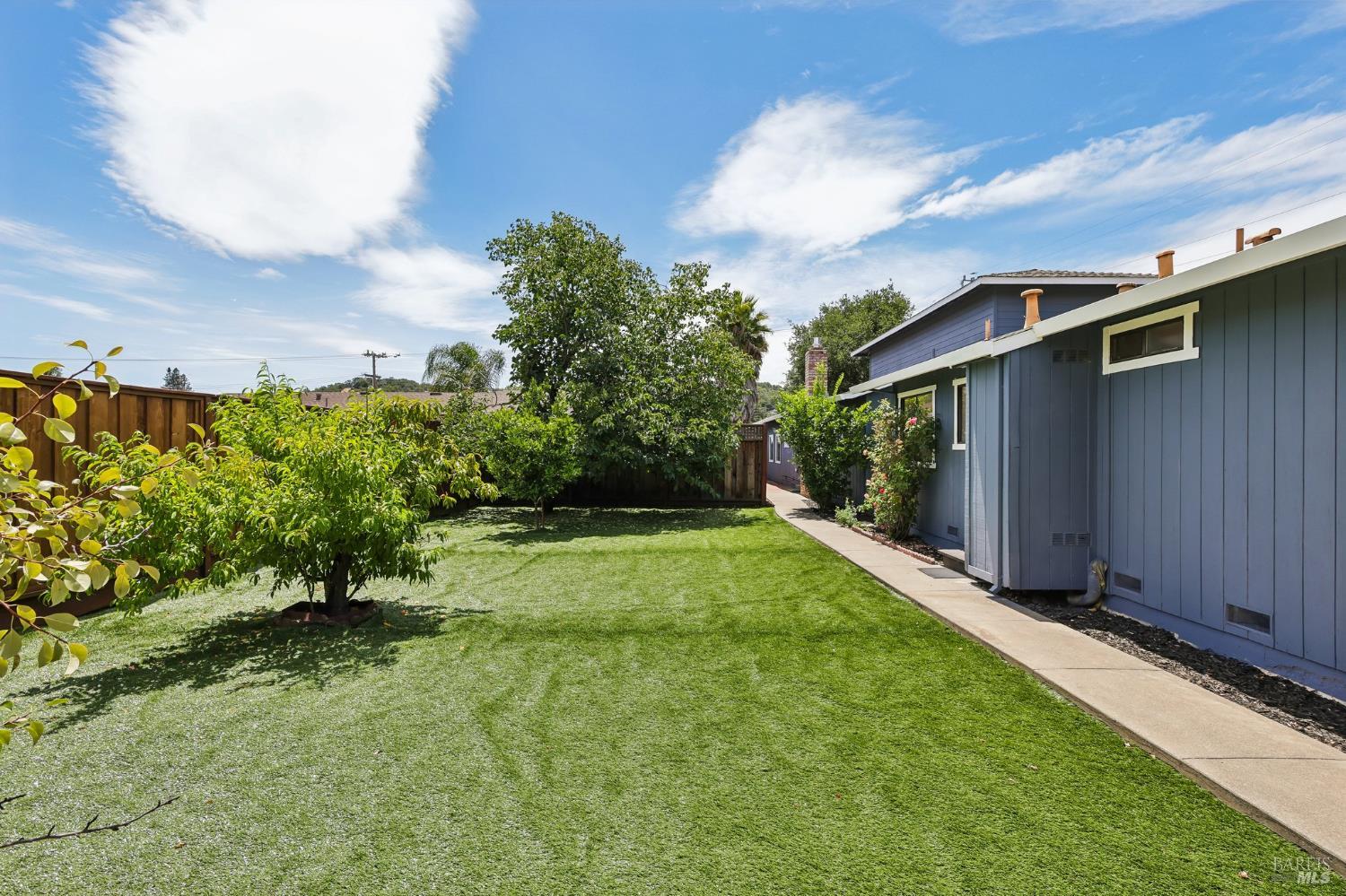 1662 Center Road Novato, CA 94947 - Photo 20 of 32