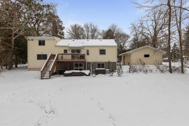 $425,000 | 801 Oak Street, Shawano, WI 54166