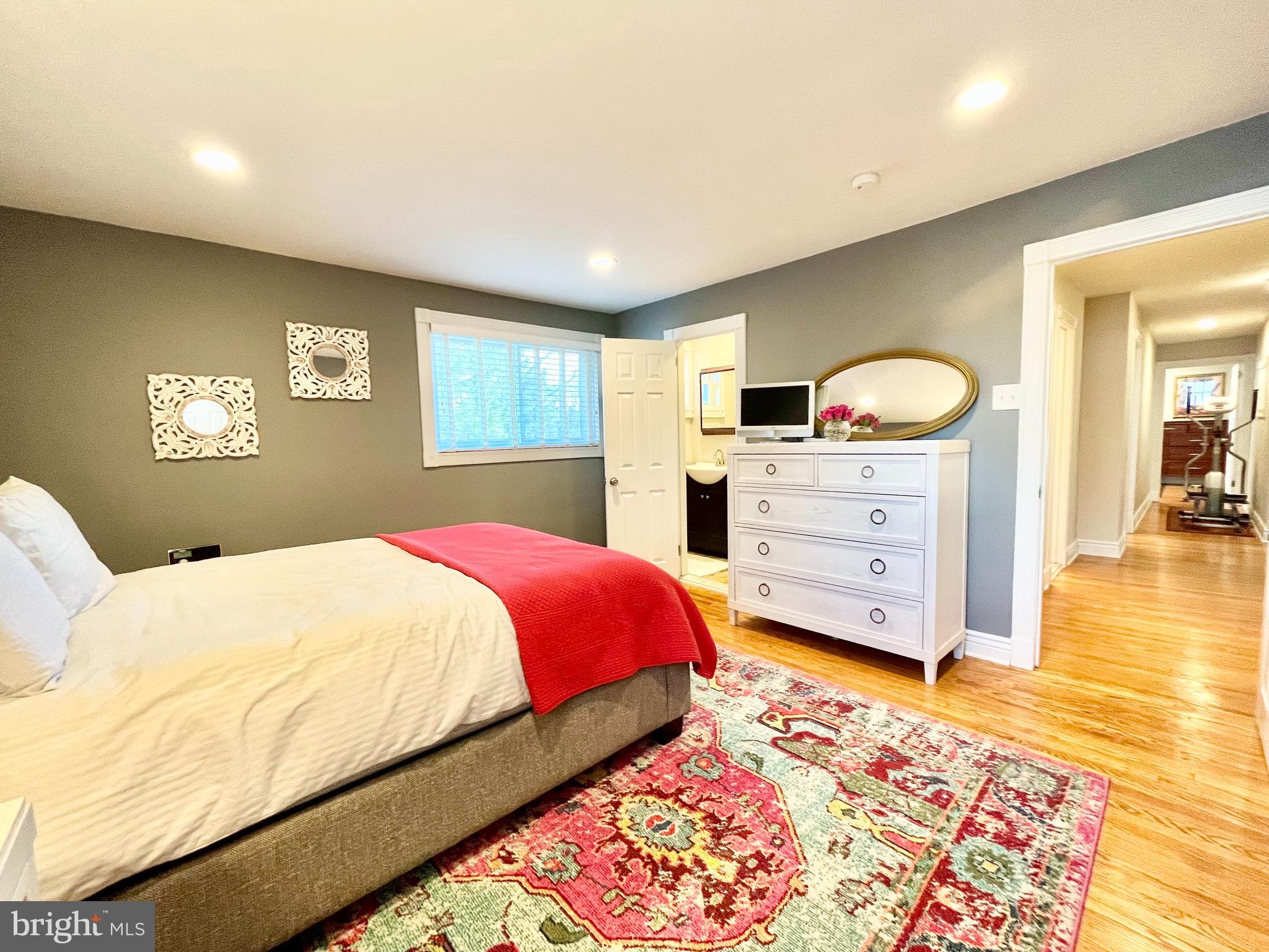 19 Austin Road Yardley, PA 19067 - Photo 13 of 27 PRIMARY BEDROOM
