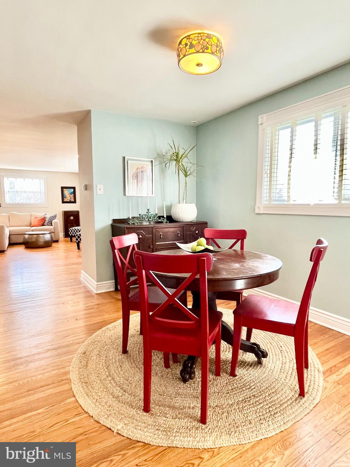 19 Austin Road Yardley, PA 19067 - Photo 5 of 27 DINING ROOM