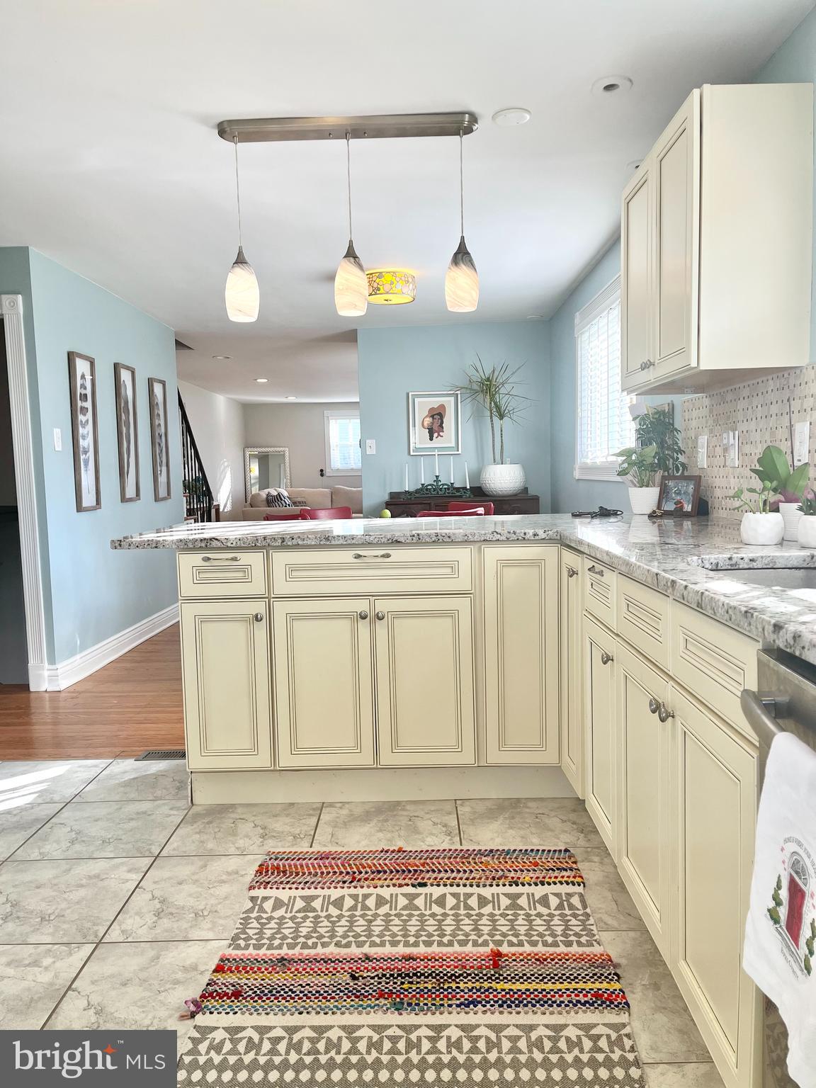 19 Austin Road Yardley, PA 19067 - Photo 9 of 27 KITCHEN