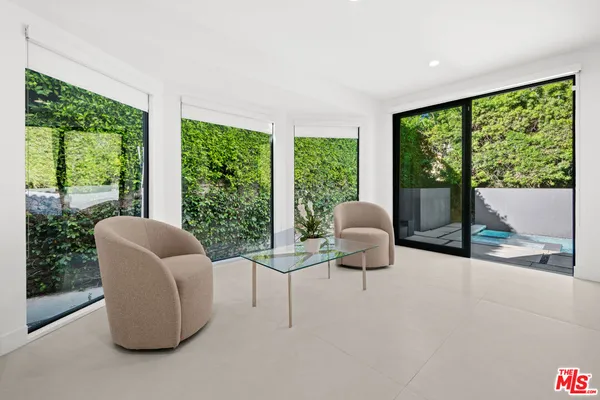 $22,500 | 201 South Bedford Drive, Beverly Hills, CA 90212