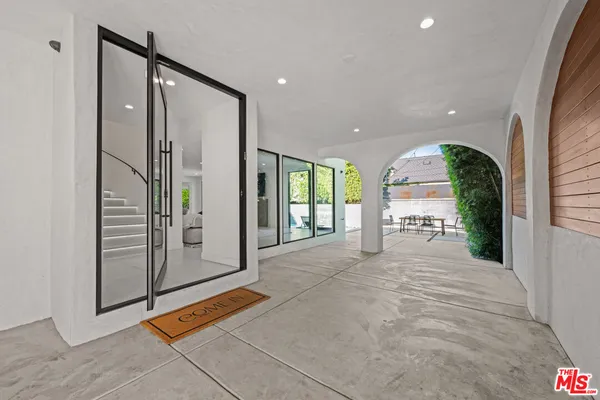 $22,500 | 201 South Bedford Drive, Beverly Hills, CA 90212