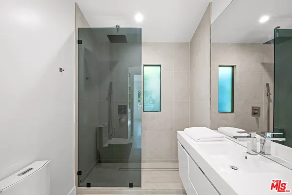 $22,500 | 201 South Bedford Drive, Beverly Hills, CA 90212