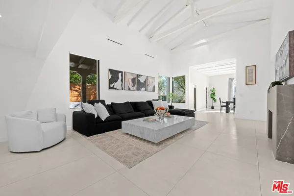 $22,500 | 201 South Bedford Drive, Beverly Hills, CA 90212