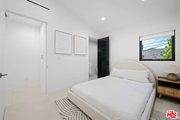 $22,500 | 201 South Bedford Drive, Beverly Hills, CA 90212