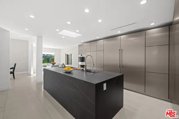 $22,500 | 201 South Bedford Drive, Beverly Hills, CA 90212