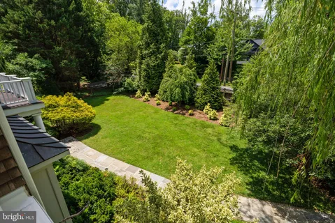 $2,195,000 | 7032 Wilson Lane, Bethesda, MD 20817
