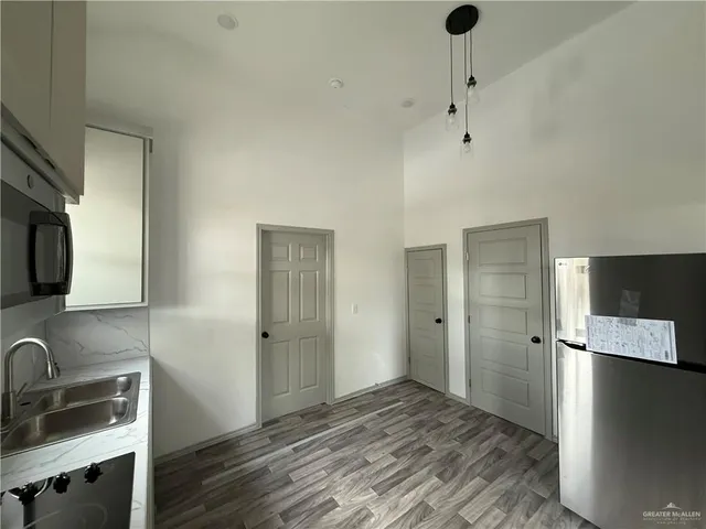 $800 | 1019 Miller Avenue, Mission, TX 78572