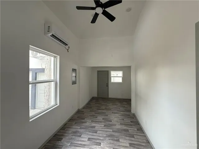 $800 | 1019 Miller Avenue, Mission, TX 78572